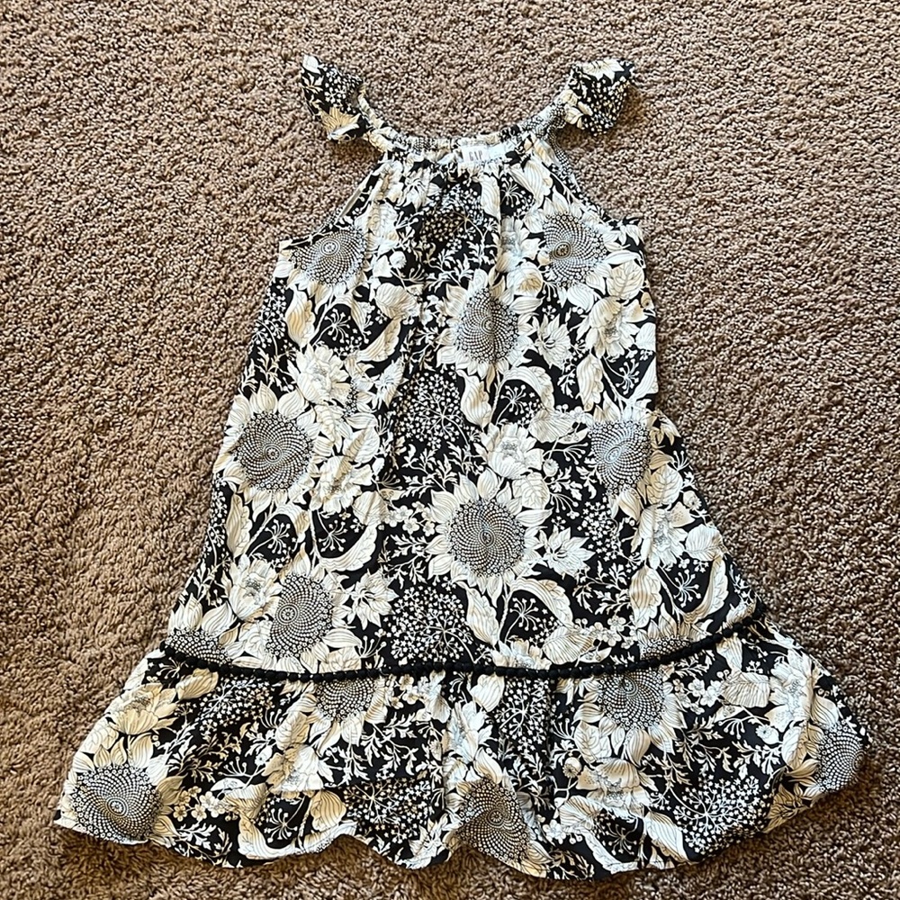 NWT Girls Gap sundress ruffled straps soft size large